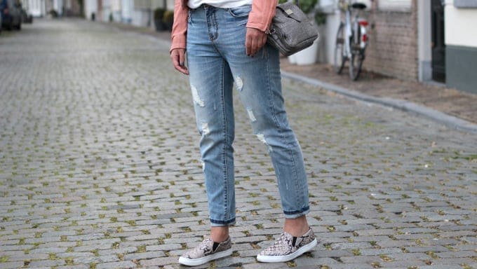 skinnies-and-slip-on-sneakers