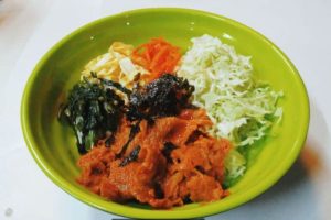 Koreanderia Cupbop food
