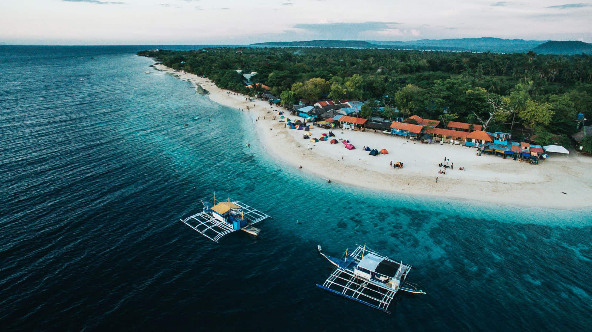 Moalboal Guide: Pescador Island + Sardine Run + Turtle Point + Basdaku ...