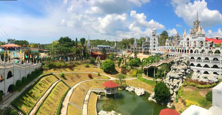 Simala Shrine Castle Church Cebu (1)