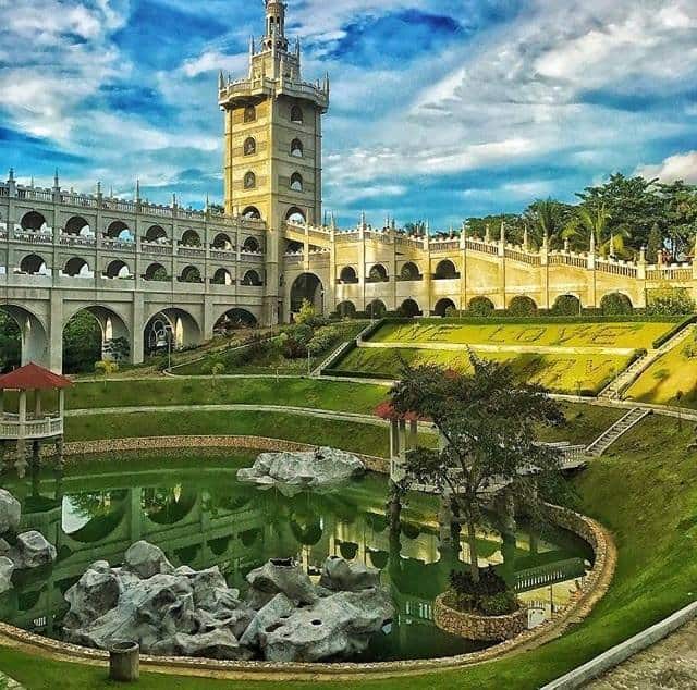 Simala Shrine Castle Church Cebu (3)