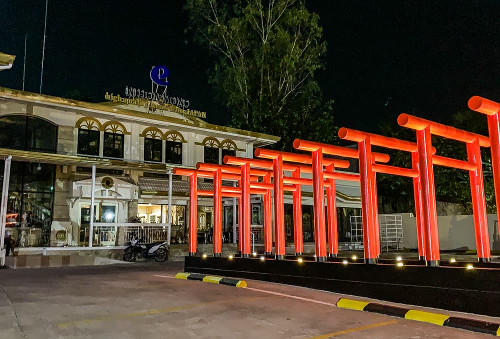 torii-gates-E-Nihon-Mono-cebu-6