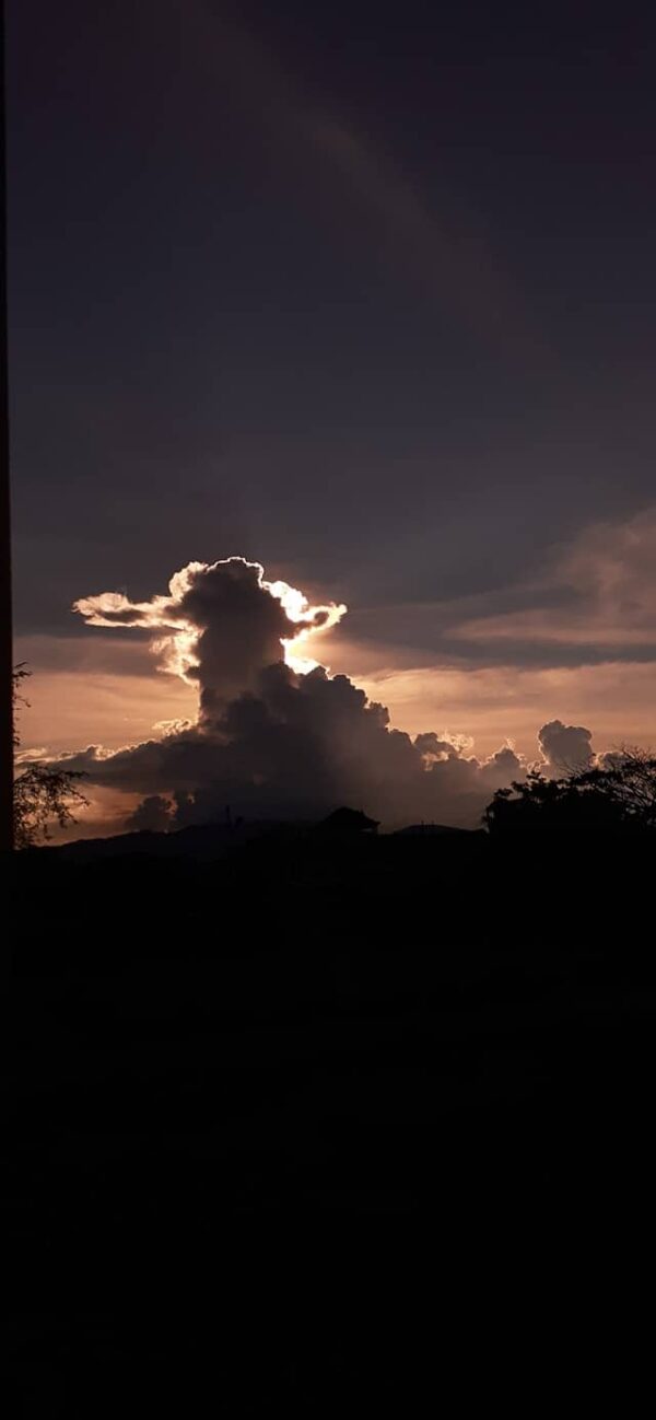 Cloud formation in Cebu shows 'image of Jesus' on Sunday afternoon