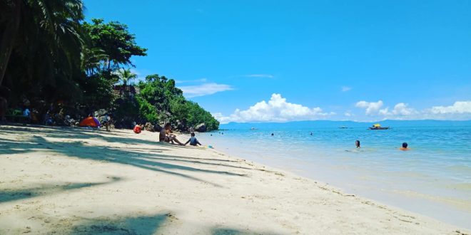 7 Budget-Friendly Beaches in Cebu