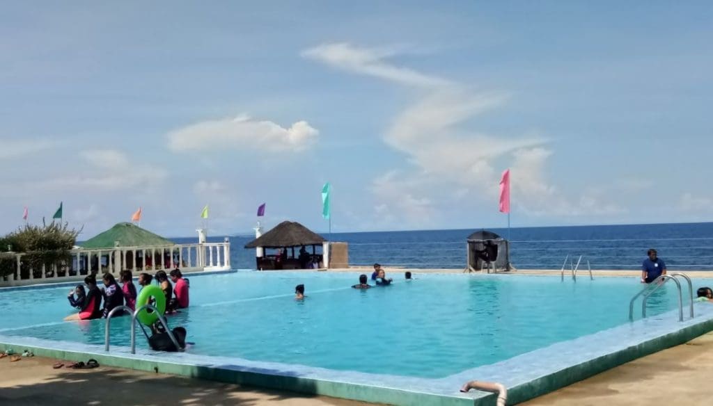 Socorro S Beach Resort Relaxing Pool By The Beach In Danao