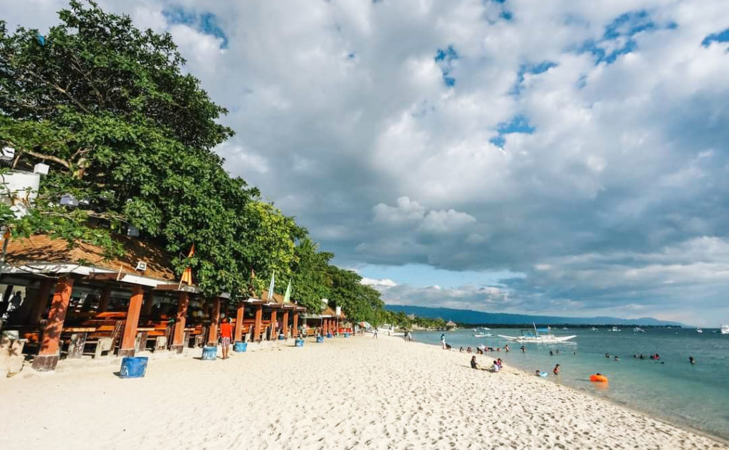 HK Resort: Moalboal’s Budget Stay fronting Basdaku White Beach
