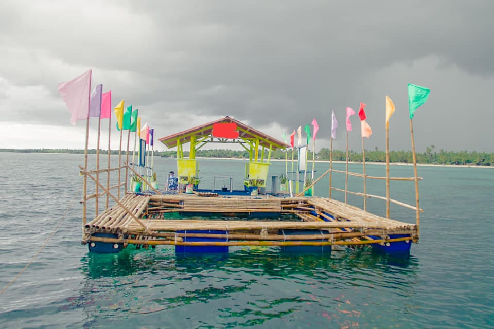 Sillon Floating Bamboo House: Experience Bantayan from the ...