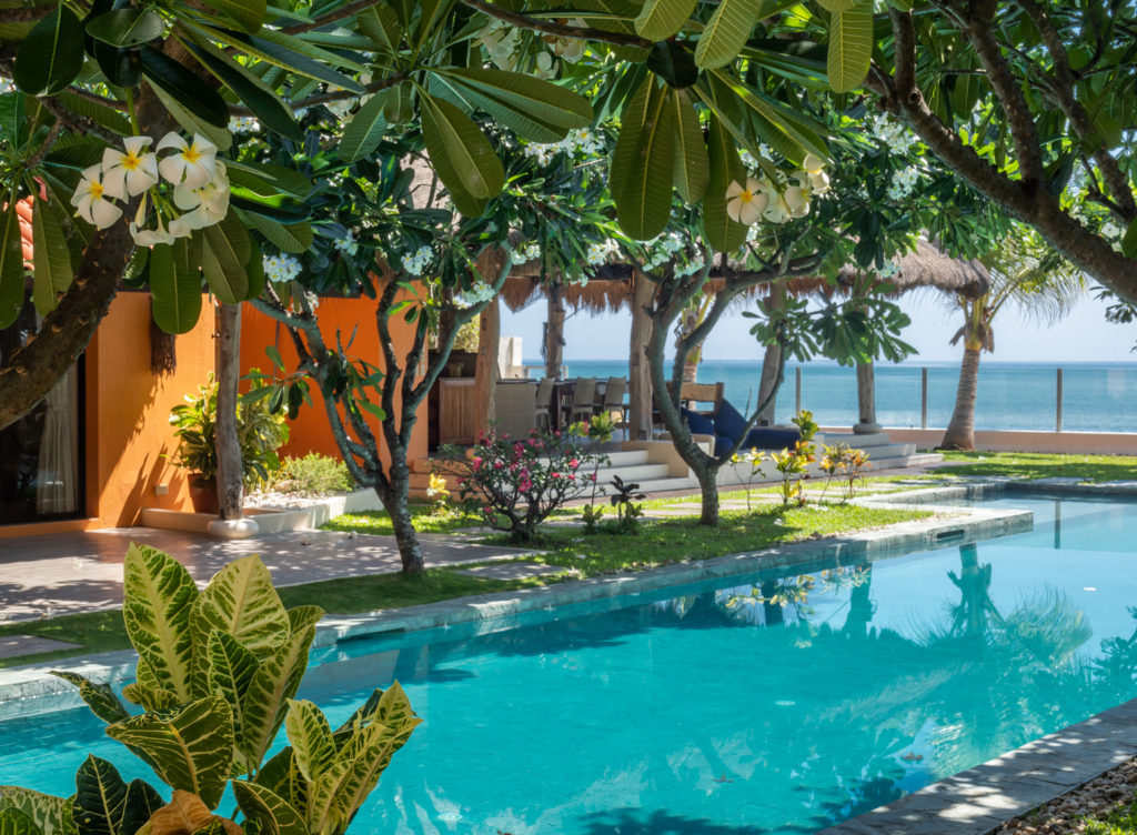 Cebu Beach House Villa A Luxurious 3 Level Getaway In Carmen Sugbo