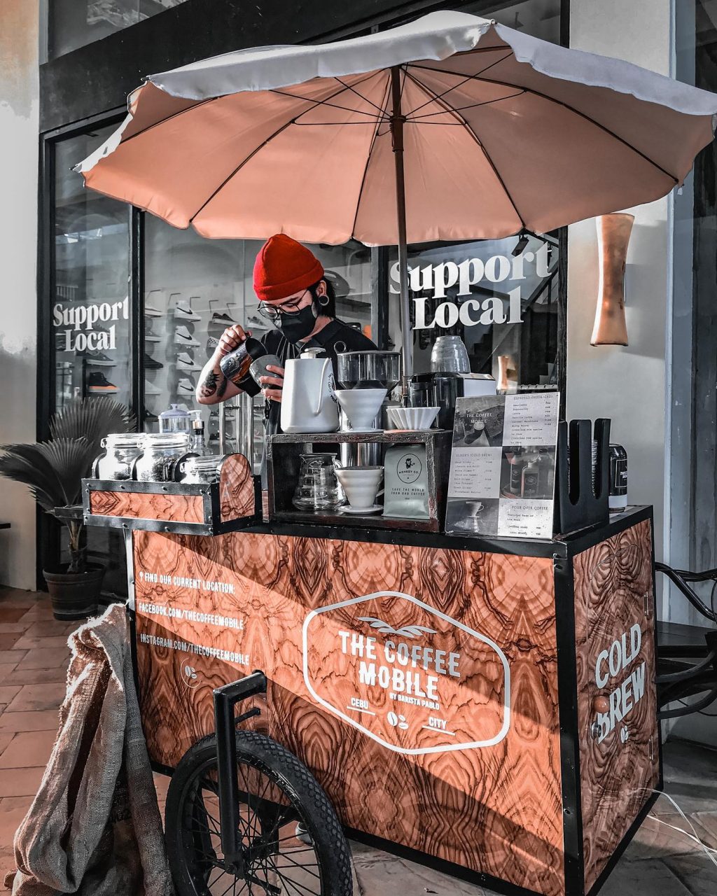 Connecting People on the streets with The Coffee Mobile