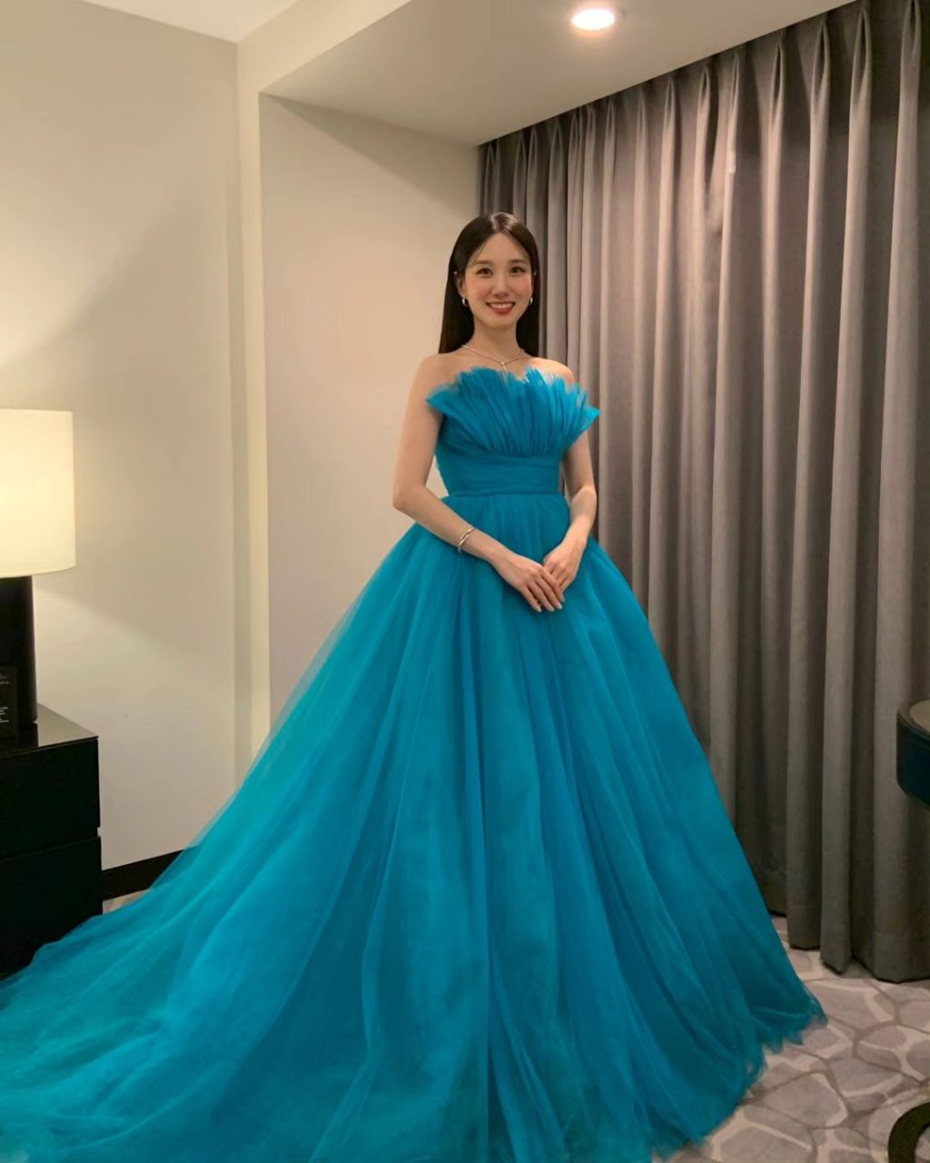 Park Eun Bin Wears 350k Dress by Cebuana Monique Lhuillier